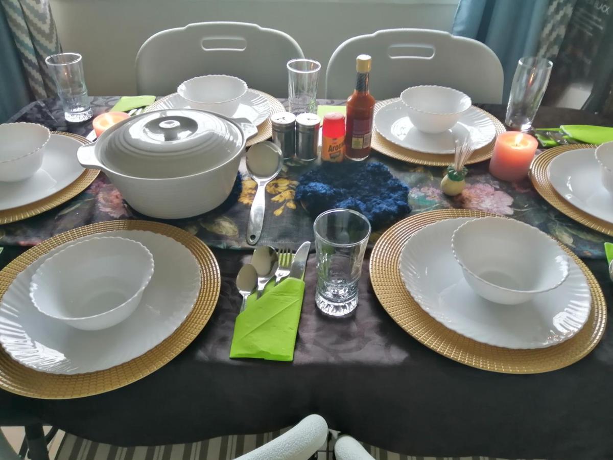 Birdville Bnb Guest House Габороне Екстериор снимка