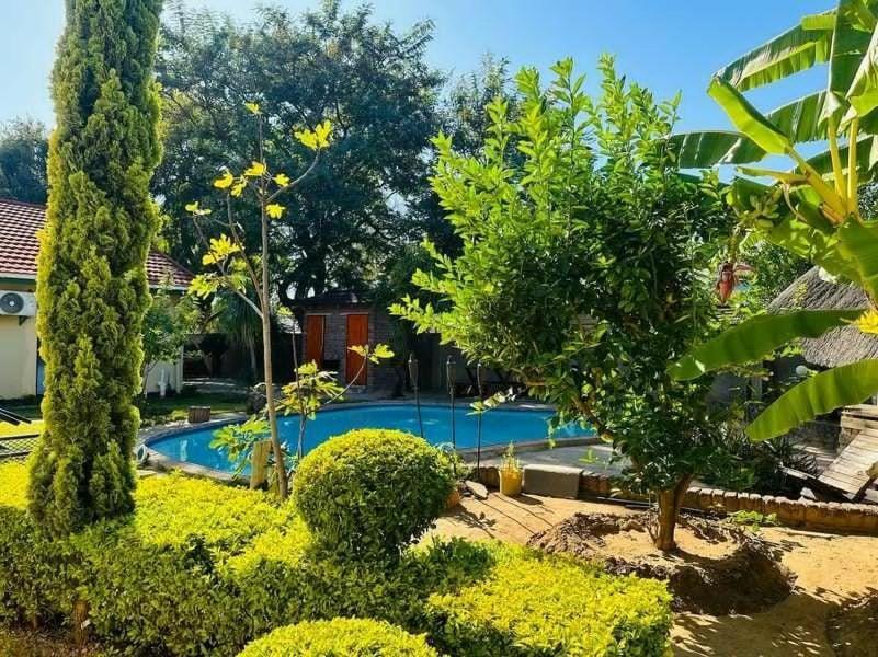Birdville Bnb Guest House Габороне Екстериор снимка